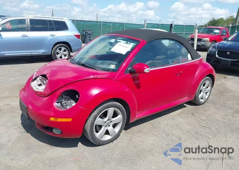 2007 Volkswagen New Beetle 2.5 из США, поврежденный, VIN 3VWSF31Y97M410944